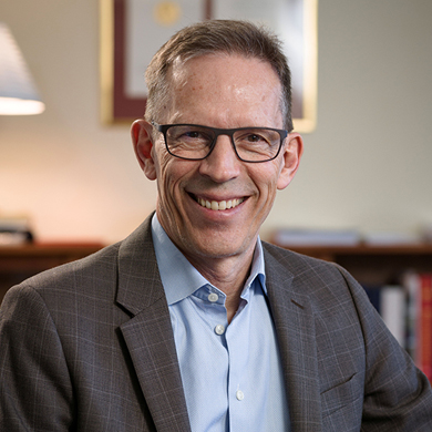 Thomas Perlmann Headshot