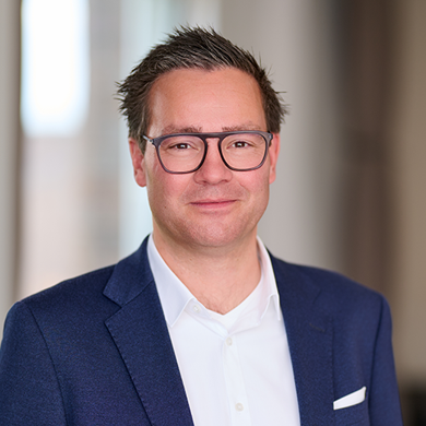 Matthias Mullenbeck Headshot